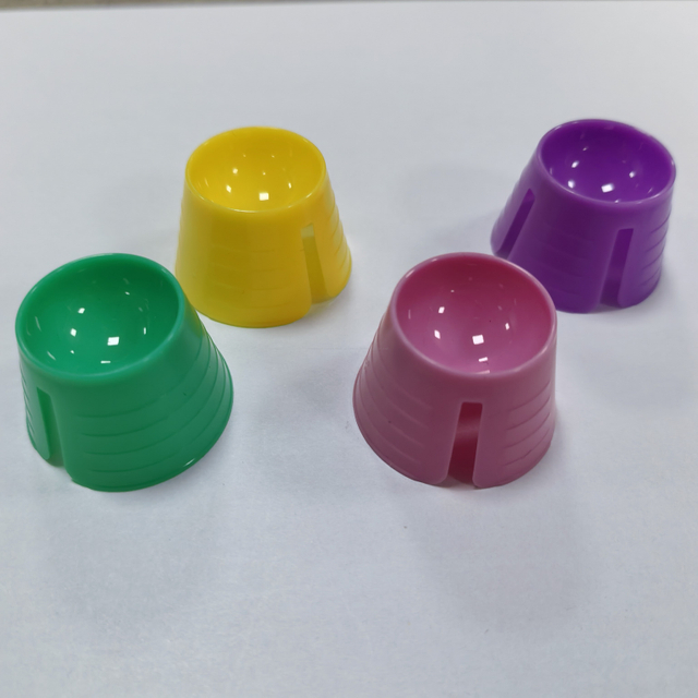Lightweight Convenient Disposable Mixing Container for Dental Treatment Disposable Multi-Purpose Dappen Dishes